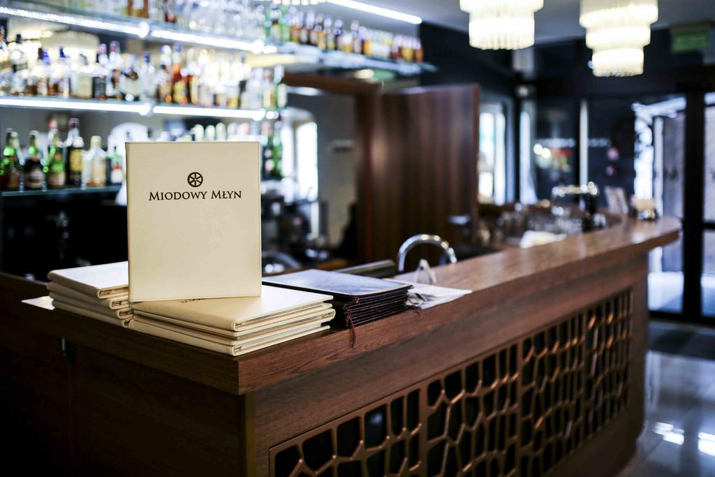 Hotel Miodowy Mlyn Opatow  Ngoại thất bức ảnh