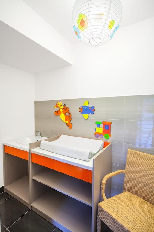 Hotel Miodowy Mlyn Opatow  Ngoại thất bức ảnh